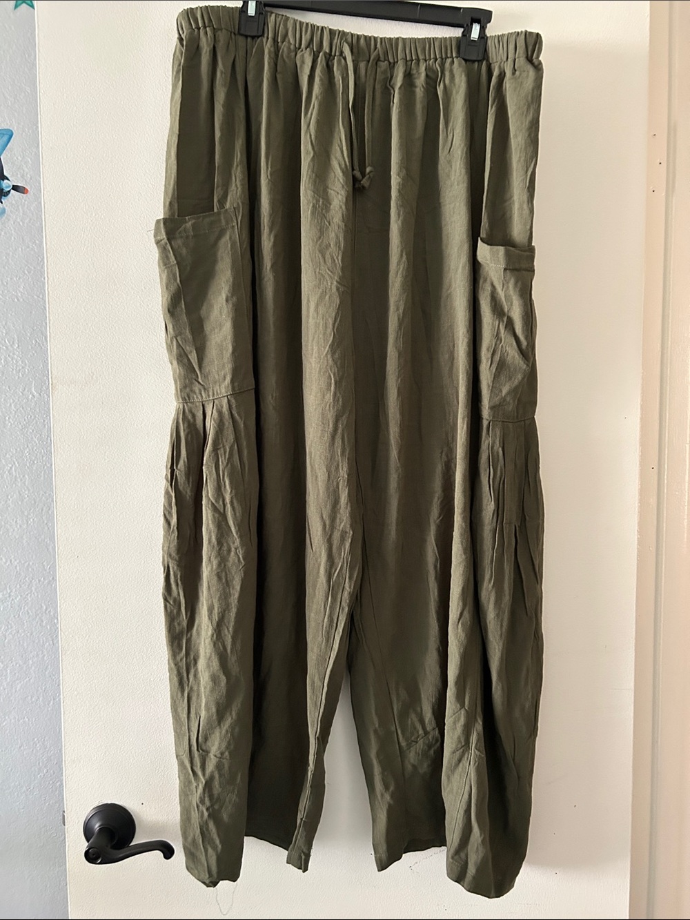 Tarse Olive Green Linen Blend Relaxed Pants